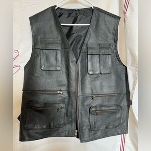 UTILITY ALL PURPOSE HUNTER LEATHER VEST 
LEATHER HEAVY LEATHER 
9 pockets&pouch